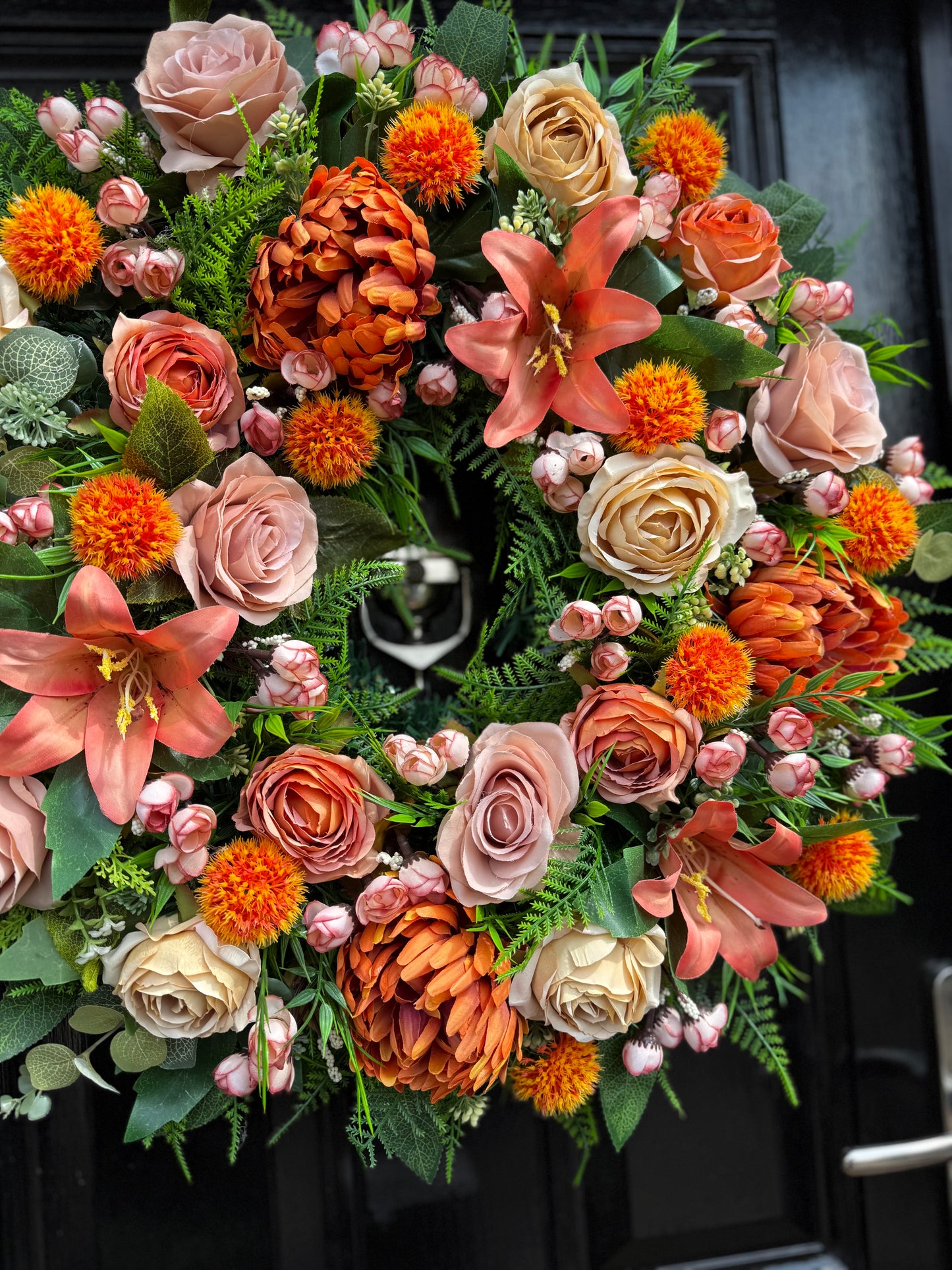 60cm DELUXE THICK FOLIAGE AND MIXED ORANGE / CHAMPAGNE WREATH