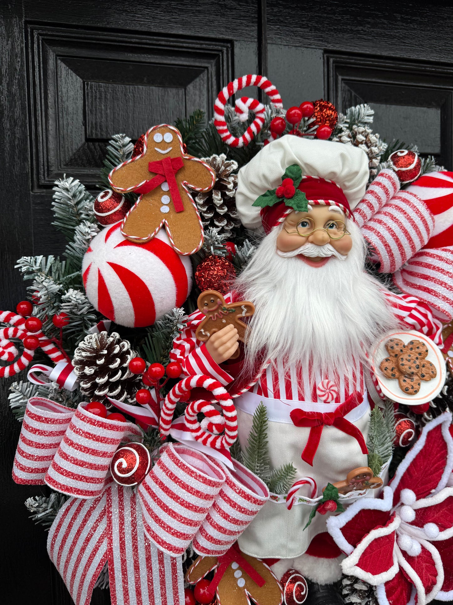 65cm SUPER DELUXE SANTA CANDY CANE LANE FULL WREATH