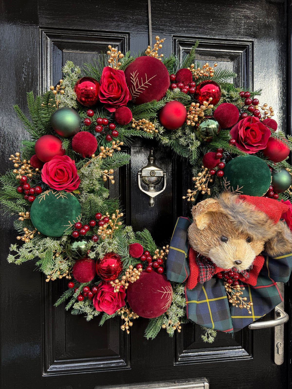 65cm DELUXE TRADITIONAL TARTAN MIXED BEAR WREATH