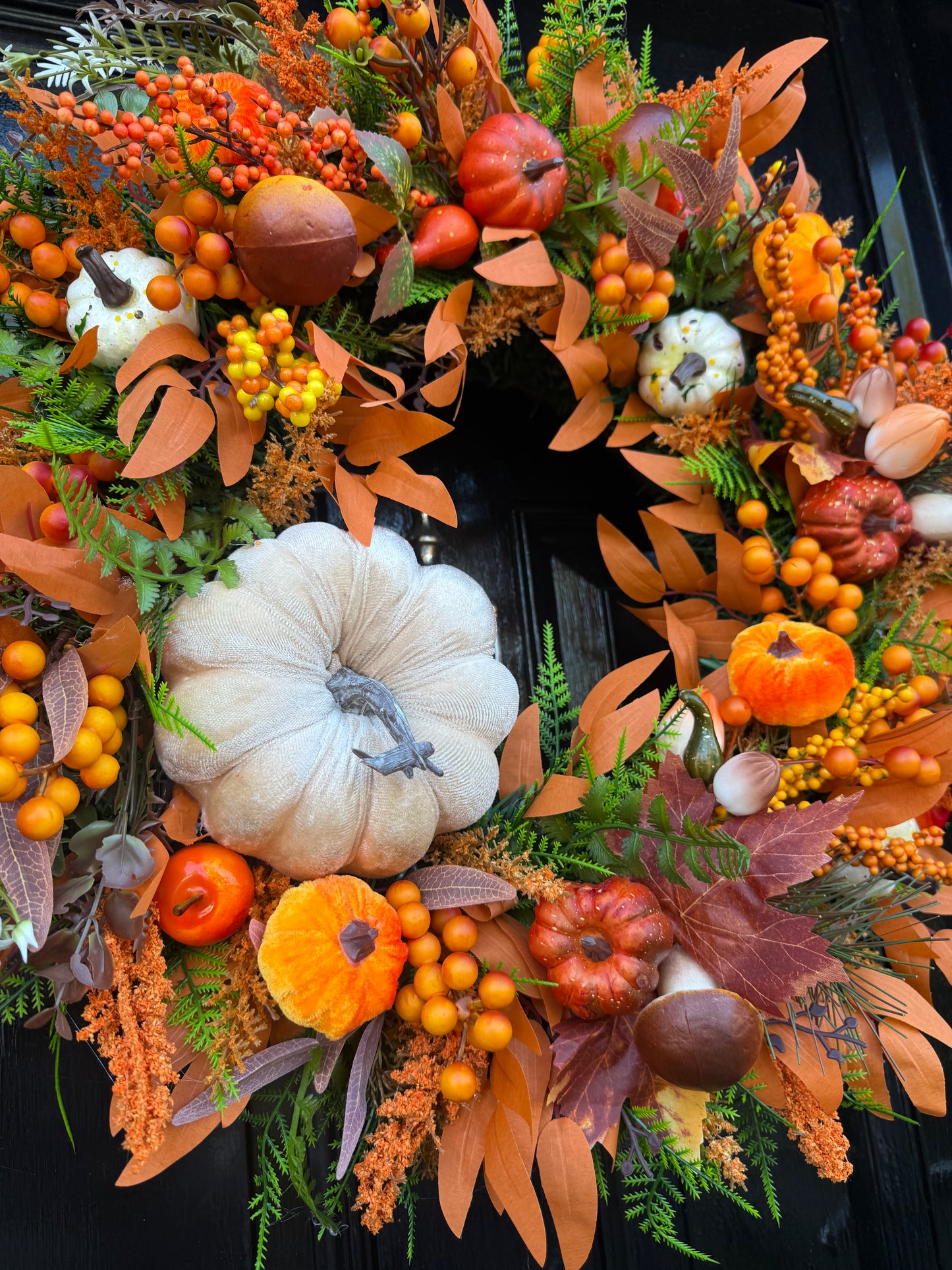60cm DELUXE PUMPKIN WOODLAND MIXED FOLIAGE AUTUMN WREATH