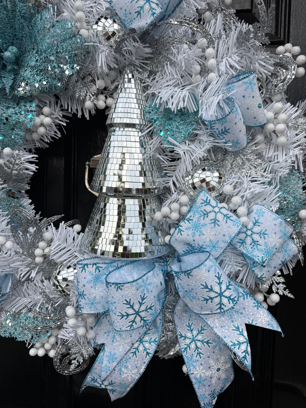 60cm FROZEN ICE MIRROR BALL/TREE GLITTER DELUXE WREATH