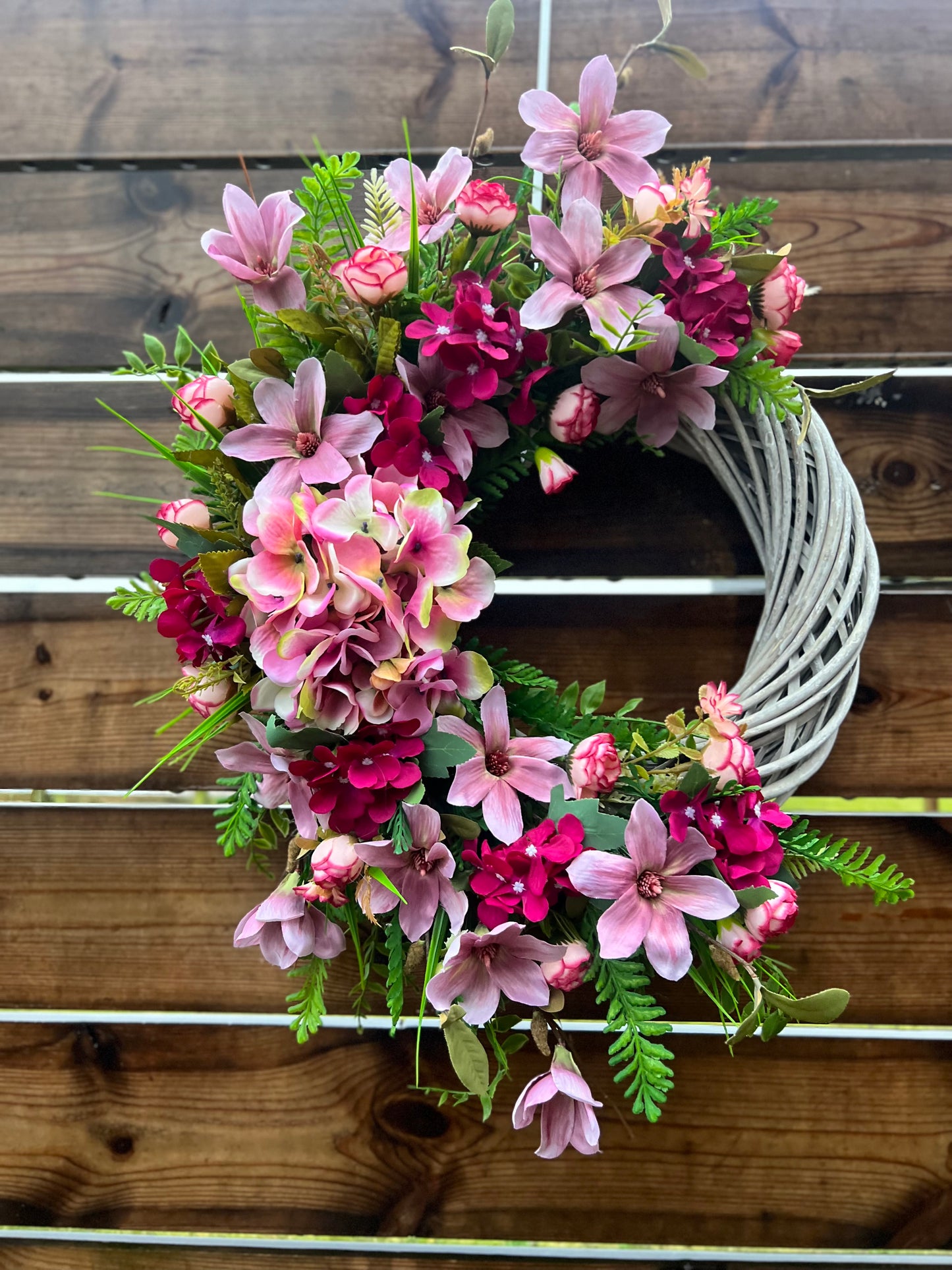 PINKS/FOLIAGE SPRING GREY WICKER WREATH