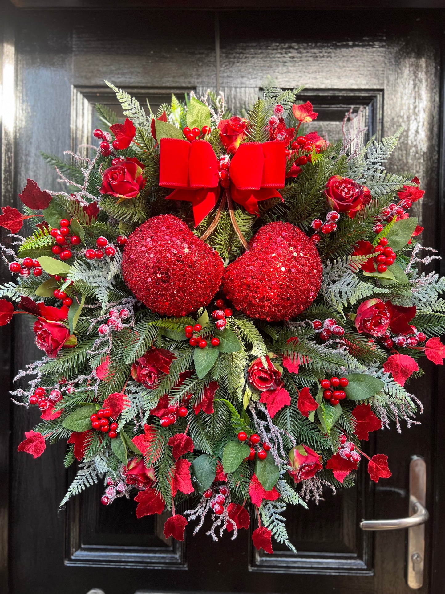 DEAL OF OF THE WEEK - SUPER DELUXE WREATH AND SANTA BOOTS PLANTER