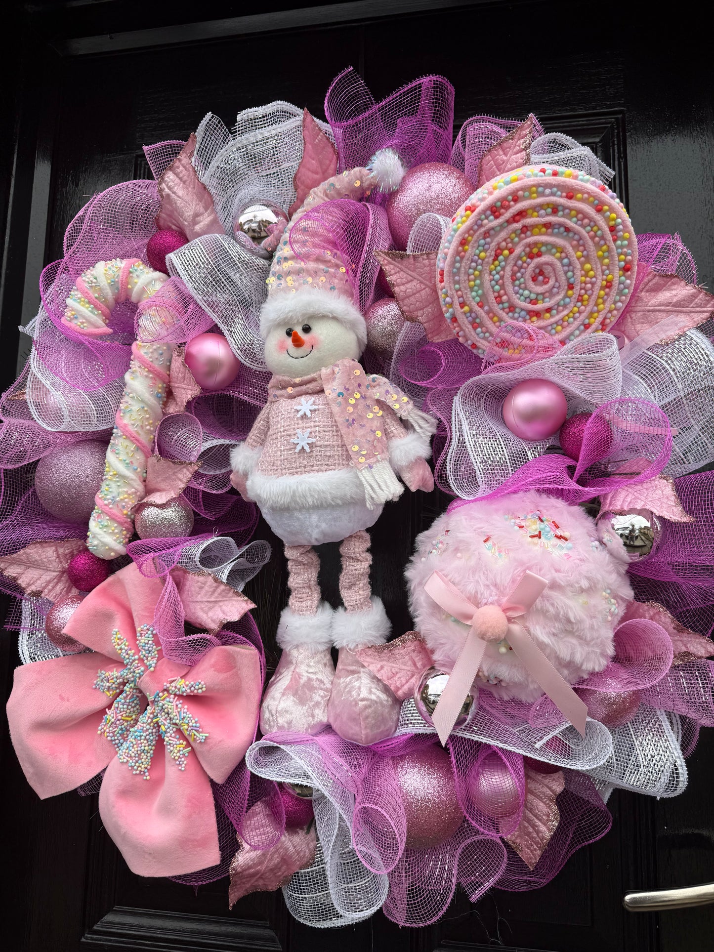 65cm MIXED PINK DELUXE GINGERBREAD CANDY WREATH - IMMEDIATE DESPATCH