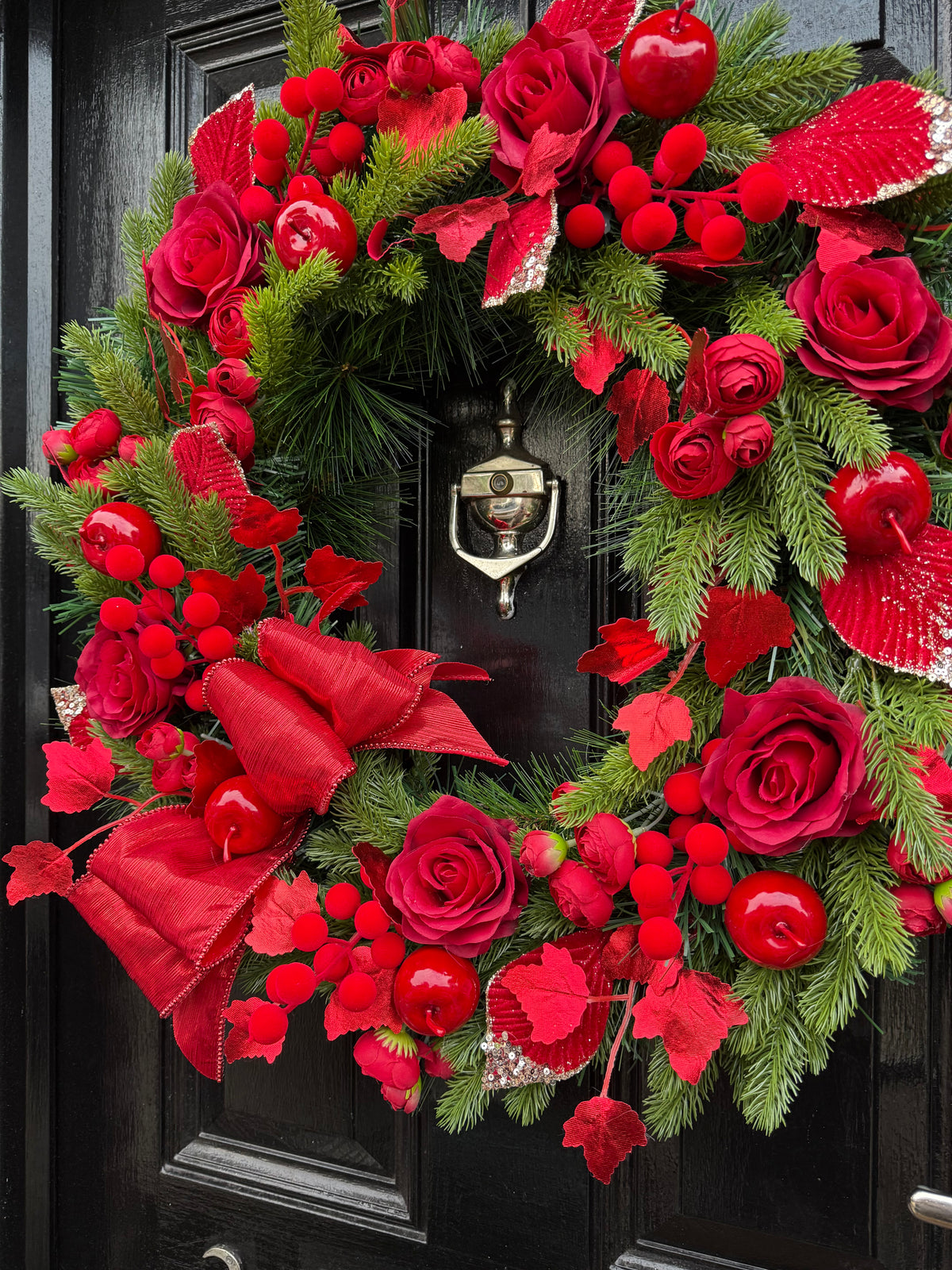 65CM DELUXE FOLIAGE RED TRADITIONAL APPLE  ROSE WREATH - IMMEDIATE DISPATCH