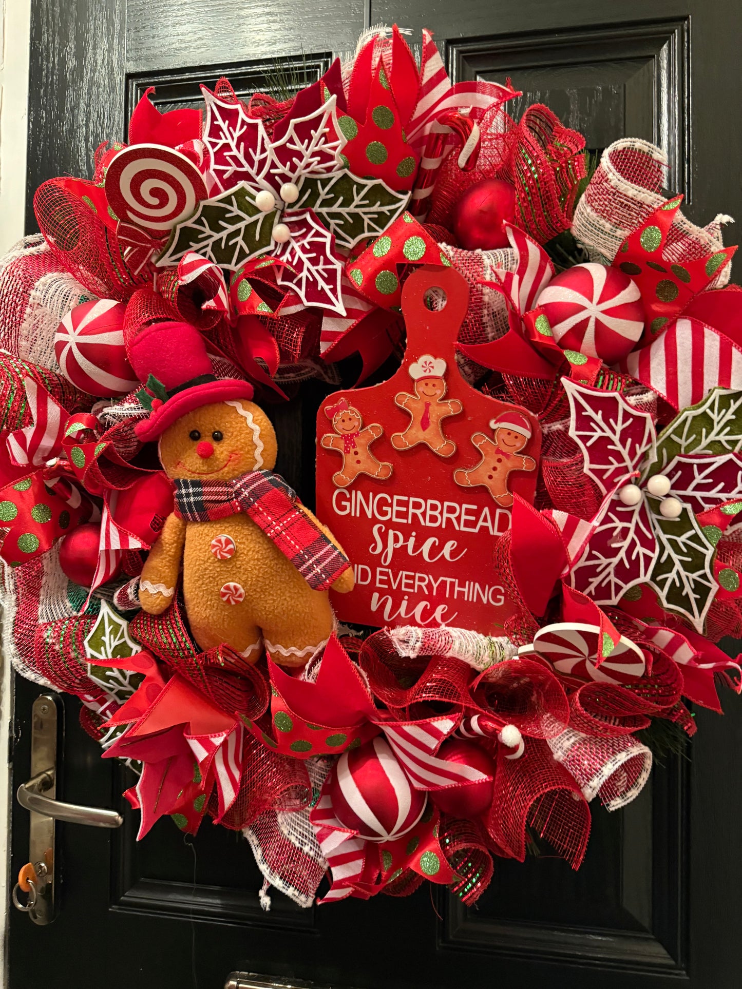 65cm DELUXE GINGERBREAD SPICE BUT NICE CANDY MIXED WREATH - IMMEDIATE DESPATCH