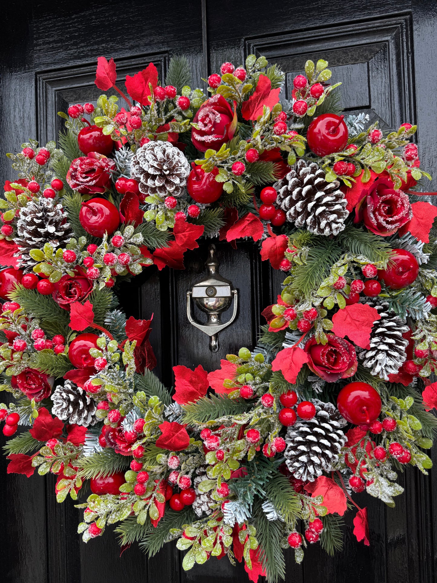 60cm DELUXE TRADITIONAL ROSE BERRY APPLE FOLIAGE WREATH