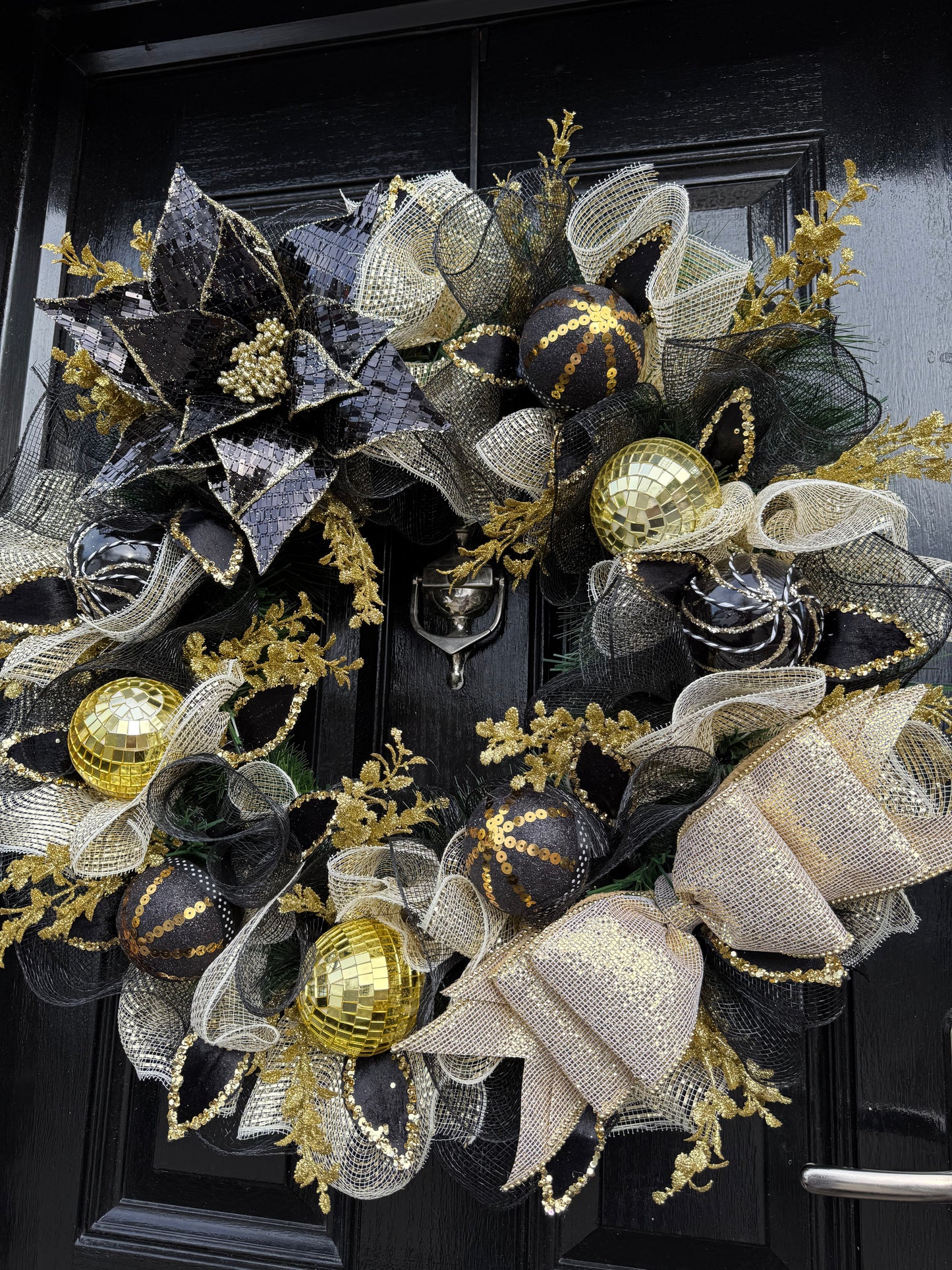 65cm BLACK GOLD MIX MIRROR BALL BAUBLE WREATH - IMMEDIATE DESPATCH