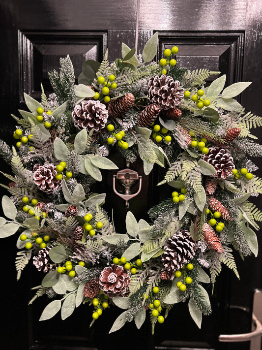 65cm DELUXE FOLIAGE GREEN BERRY WREATH - IMMEDIATE DESPATCH