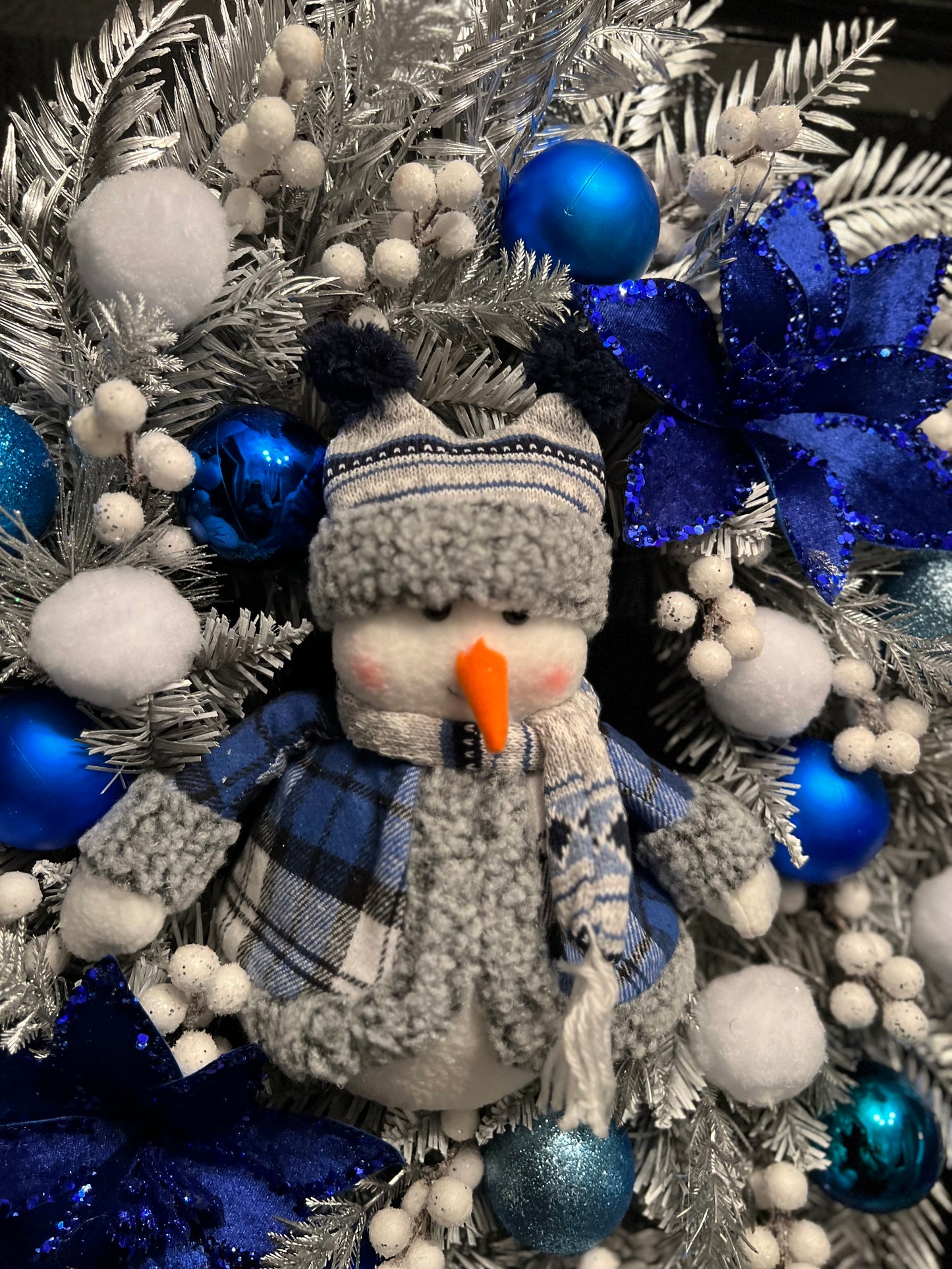 60cm SNOWMAN SNOWBALL BLUE/SILVER DELUXE WREATH - IMMEDIATE DESPATCH