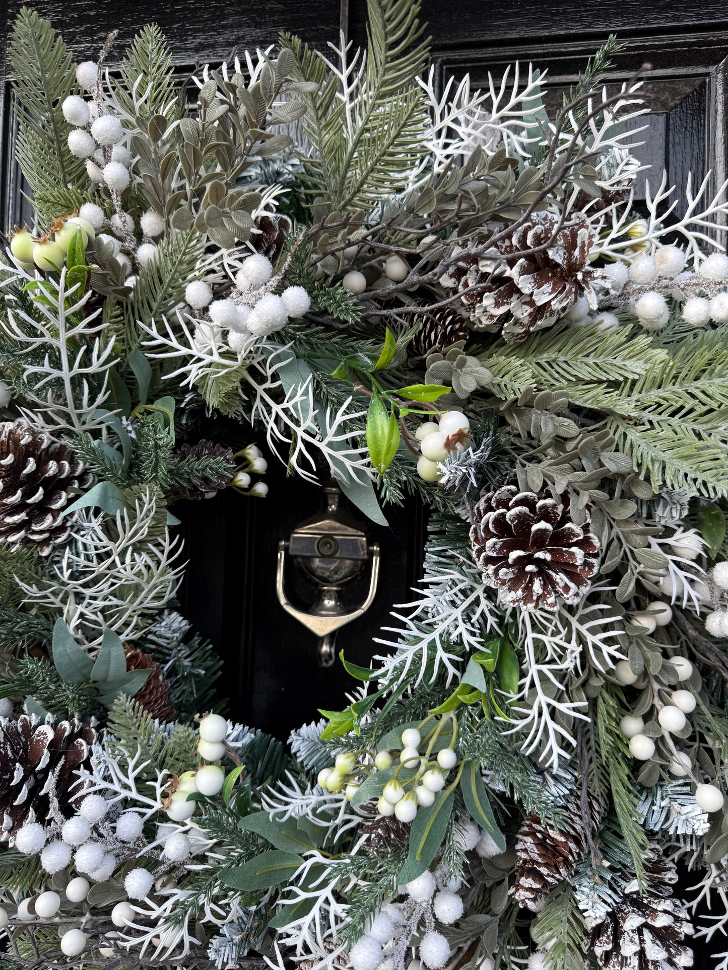 65cm DELUXE FOLIAGE WOODLAND BERRY WREATH
