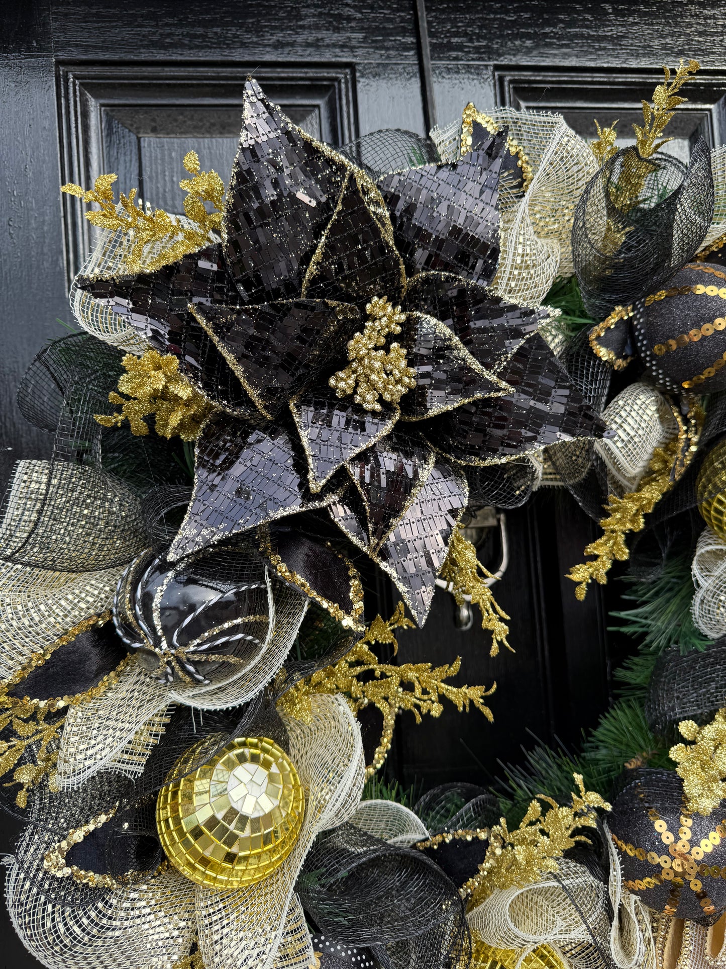65cm BLACK GOLD MIX MIRROR BALL BAUBLE WREATH - IMMEDIATE DESPATCH