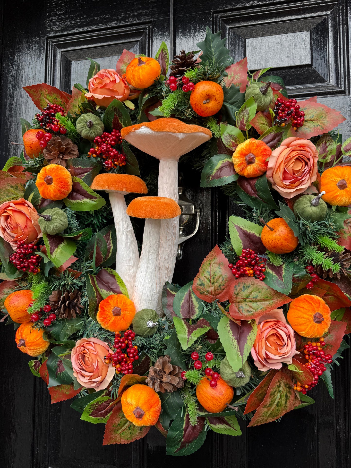 60cm DELUXE GIANT ORANGE TOADSTOOL  WOODLAND MIXED FOLIAGE AUTUMN WREATH