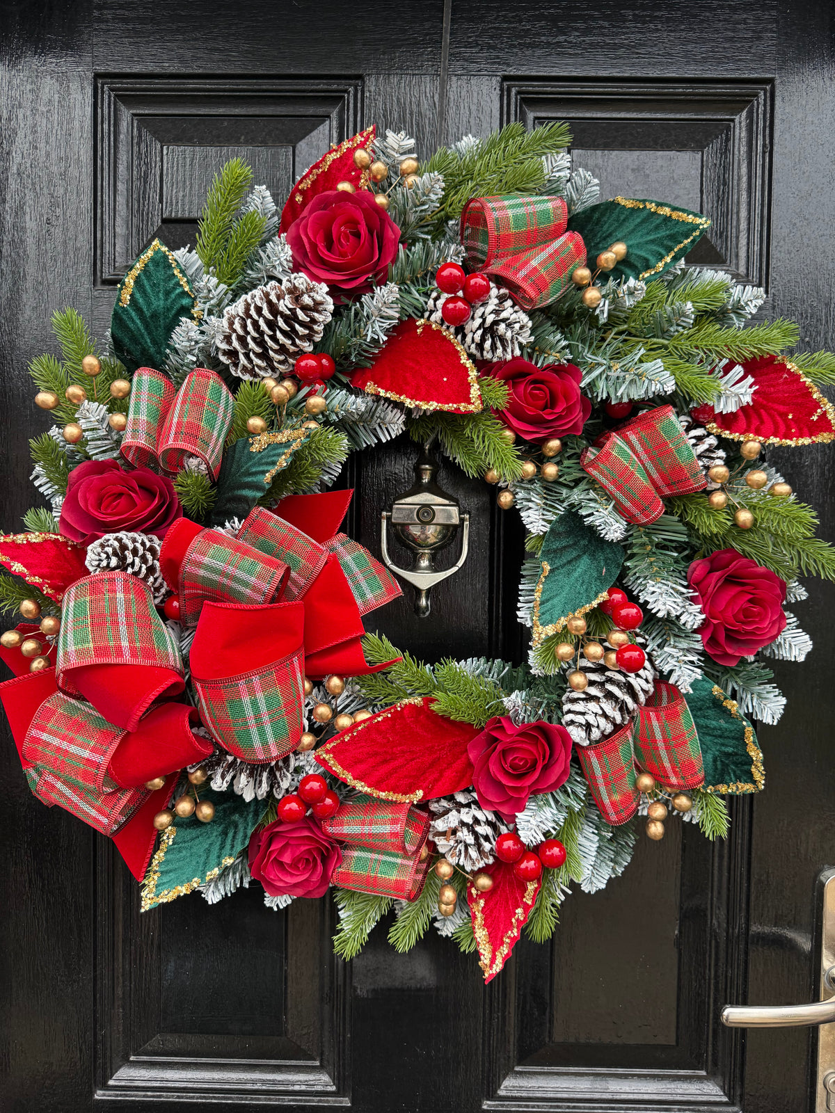 60cm TARTAN TRADITIONAL RED GREEN GOLD MIXED WREATH