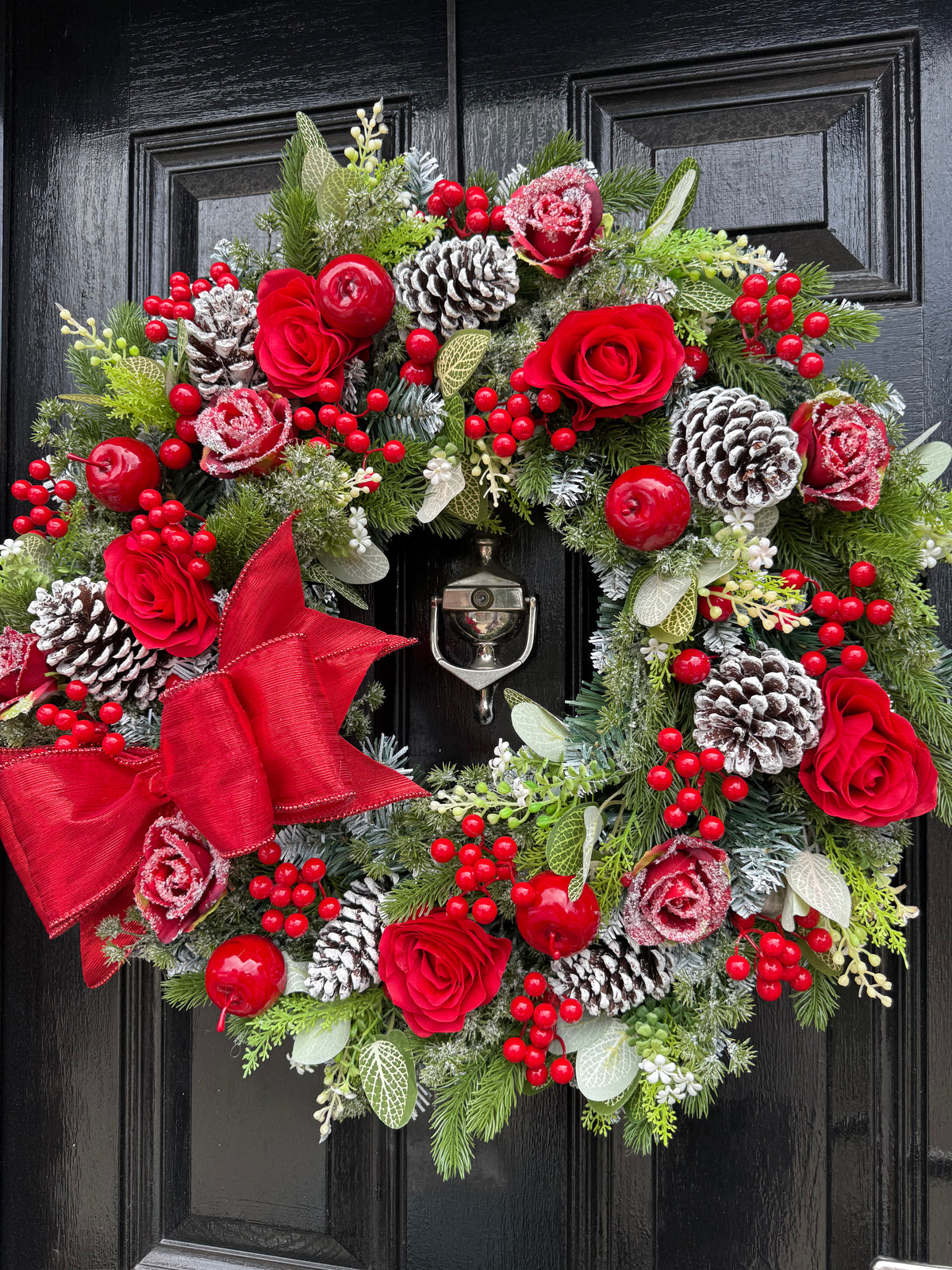 60cm DELUXE FOLIAGE RED TRADITIONAL APPLE ROSE FOLIAGE WREATH - IMMEDIATE DESPATCH