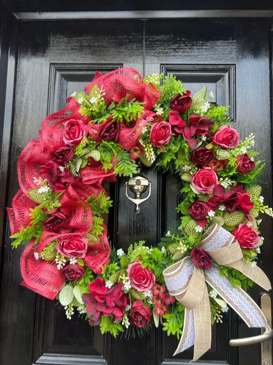 65cm VINTAGE REDS RUSTIC MESH MIXED FOLIAGE ANY SEASON WREATH