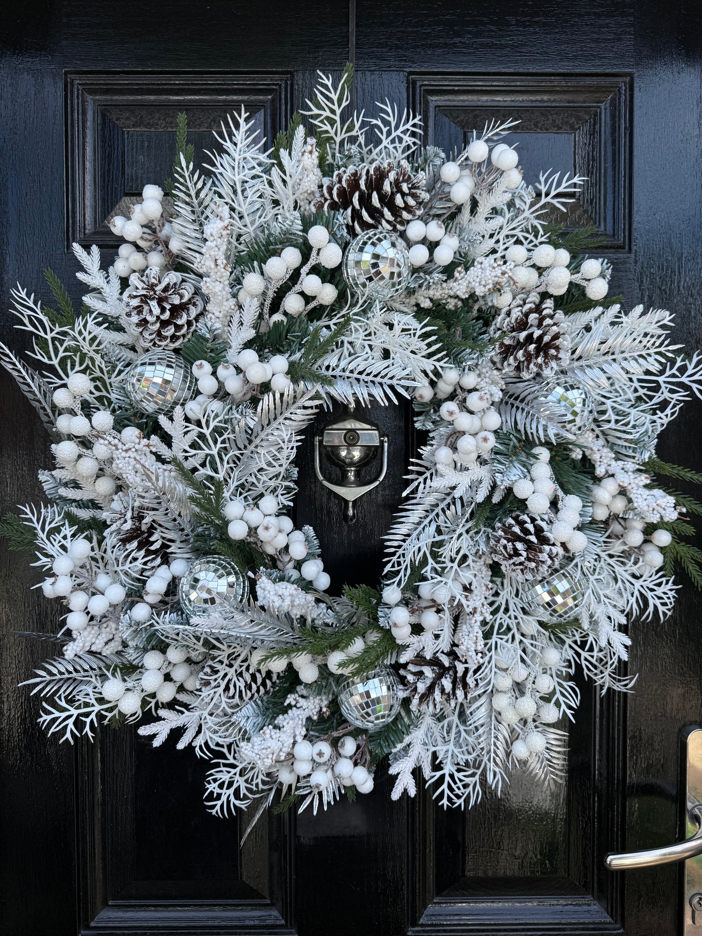 65cm DELUXE WINTER WONDERLAND MIRROR BALL WREATH - IMMEDIATE DESPATCH