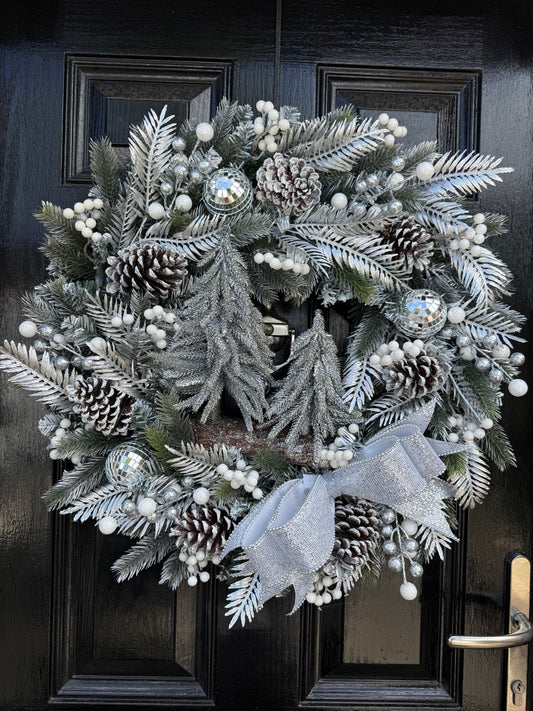 65cm DELUXE WINTER WONDERLAND FROSTED SILVER TREE MIRROR BALL WREATH - IMMEDIATE DESPATCH