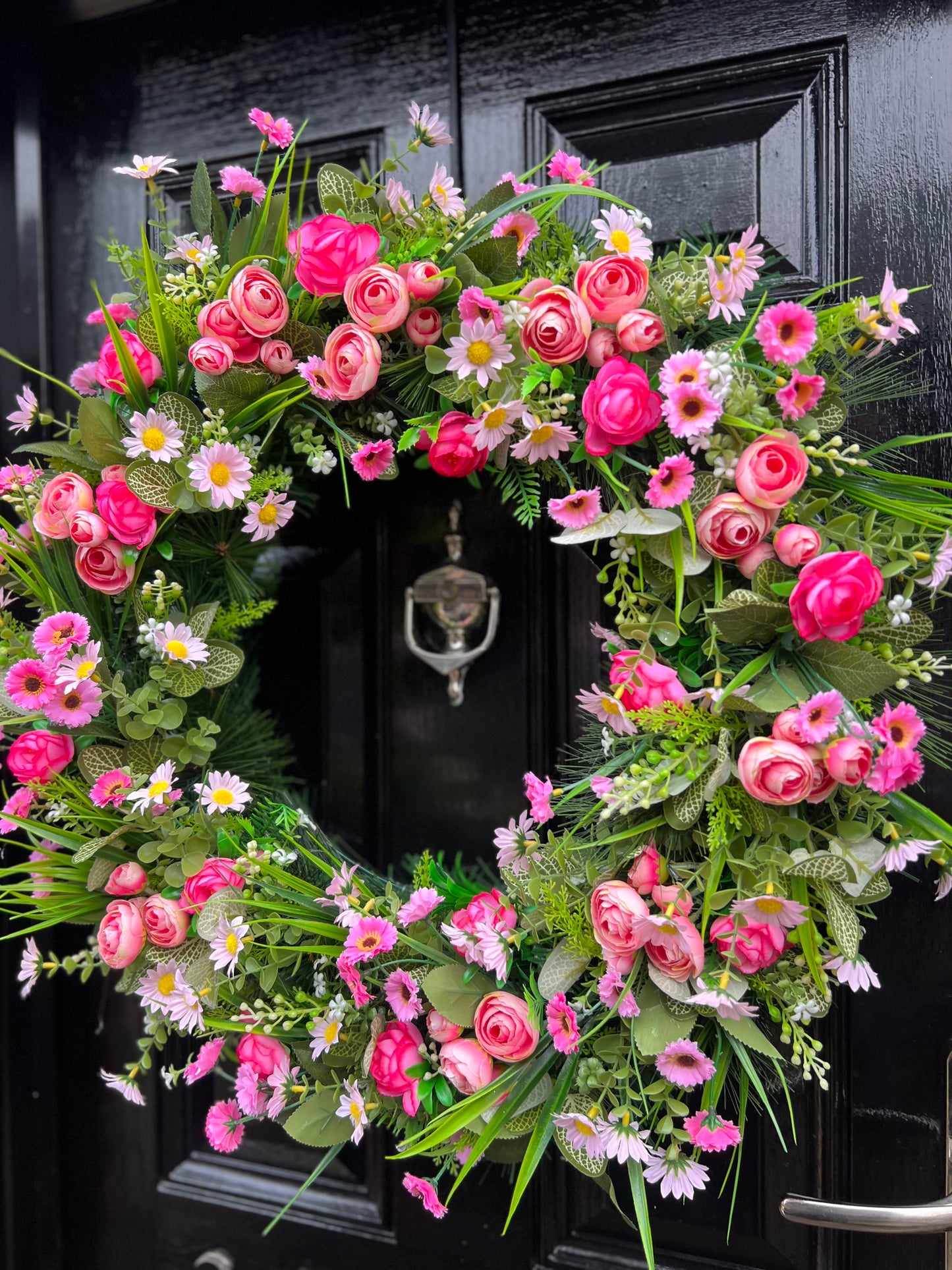 65cm MIXED PINKS SPRING WREATH