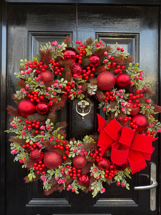65cm DELUXE WINTER RED VERY BERRY BAUBLE WREATH
