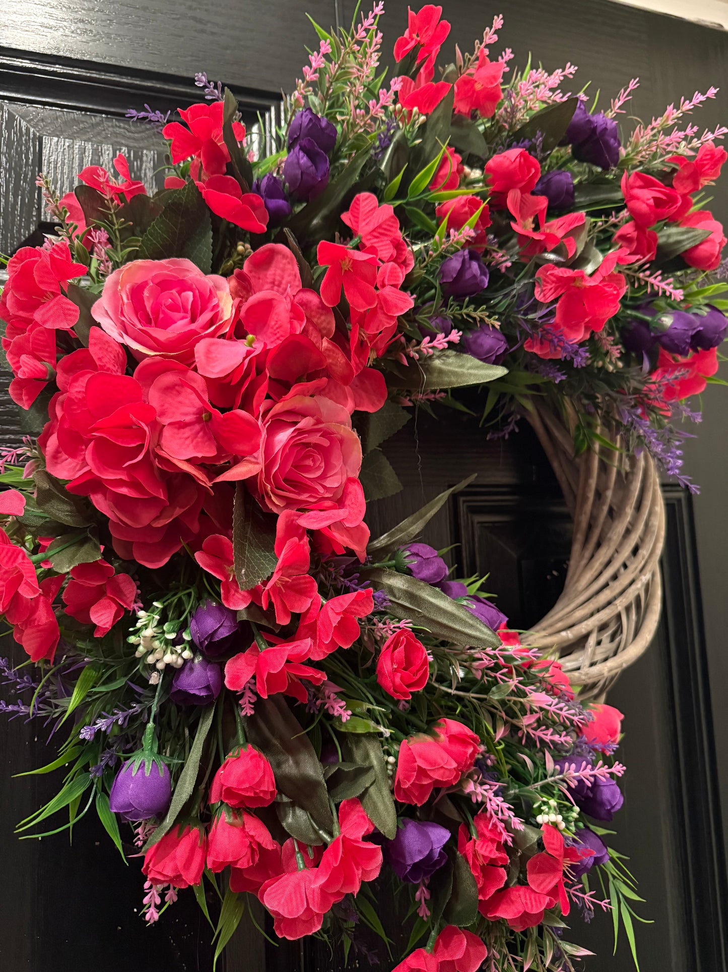 MIXED PINKS AND PURPLES FOLIAGE ALL SEASON GREY WICKER WREATH