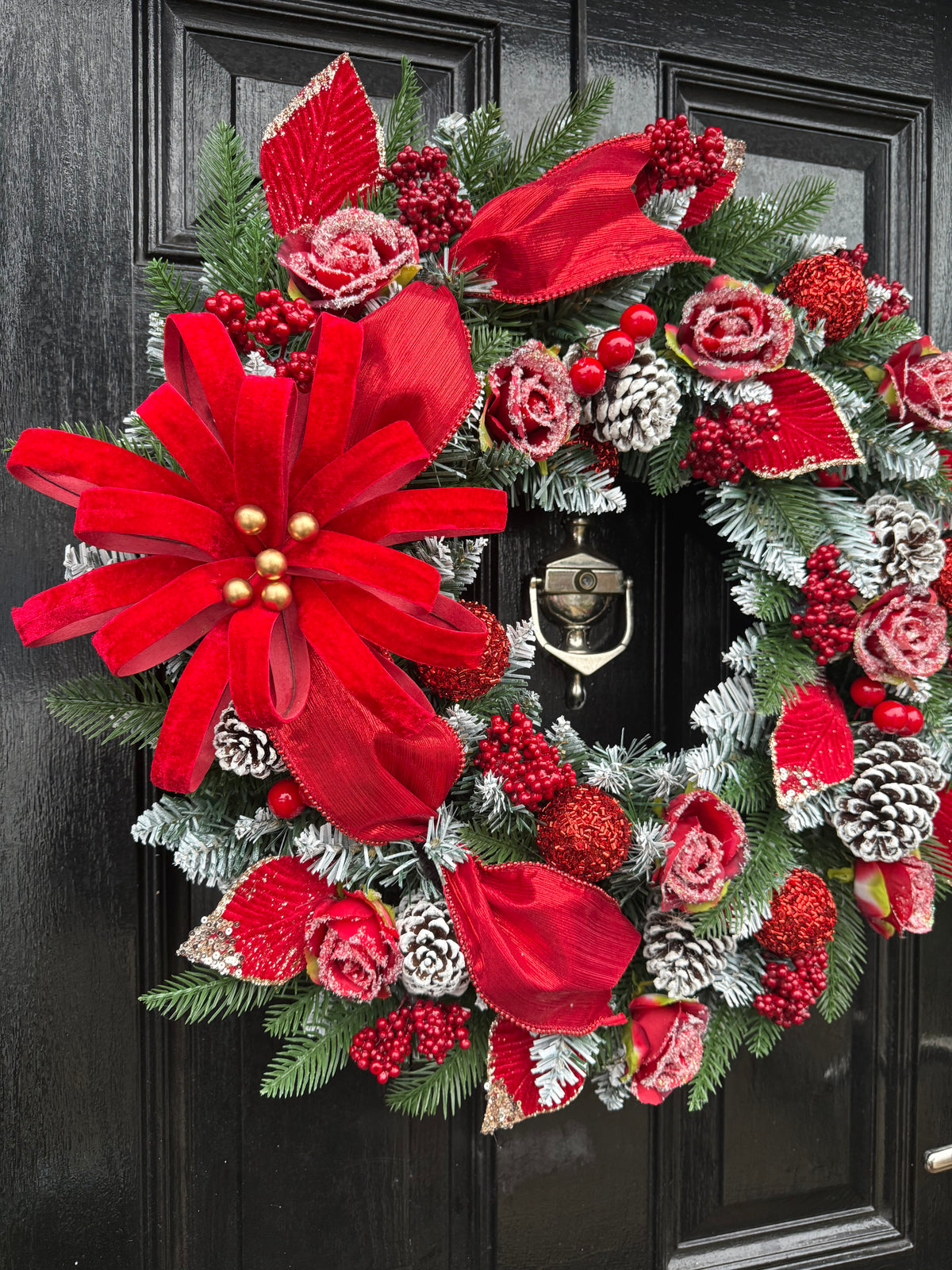 60cm DELUXE FOLIAGE RED TRADITIONAL FLOWER BURST  WREATH - IMMEDIATE DESPATCH