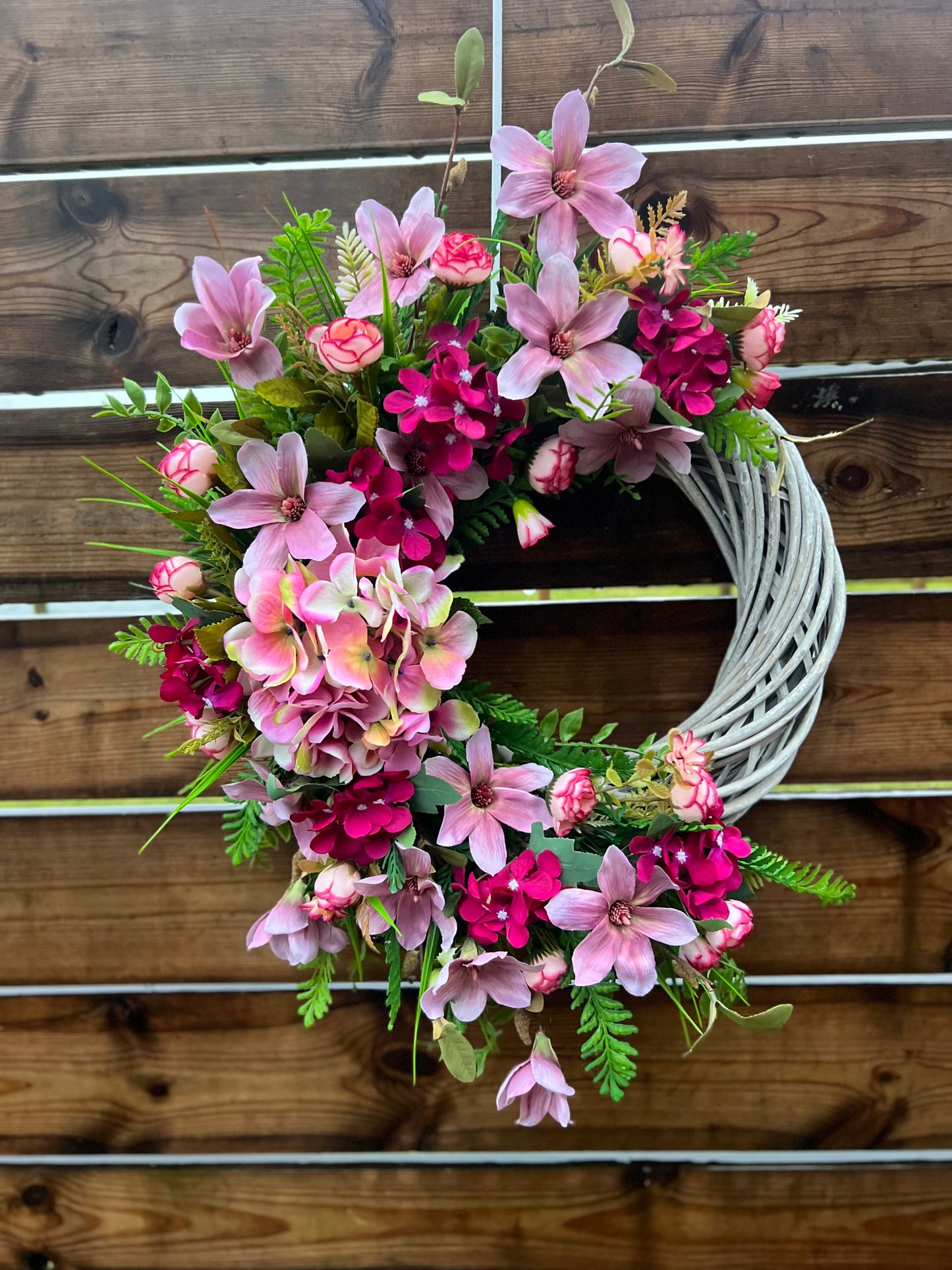 PINKS/FOLIAGE SPRING GREY WICKER WREATH