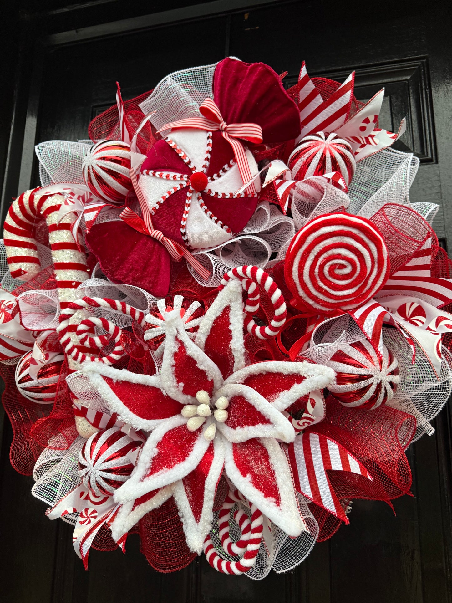65cm DELUXE MIXED CANDY CANE WREATH