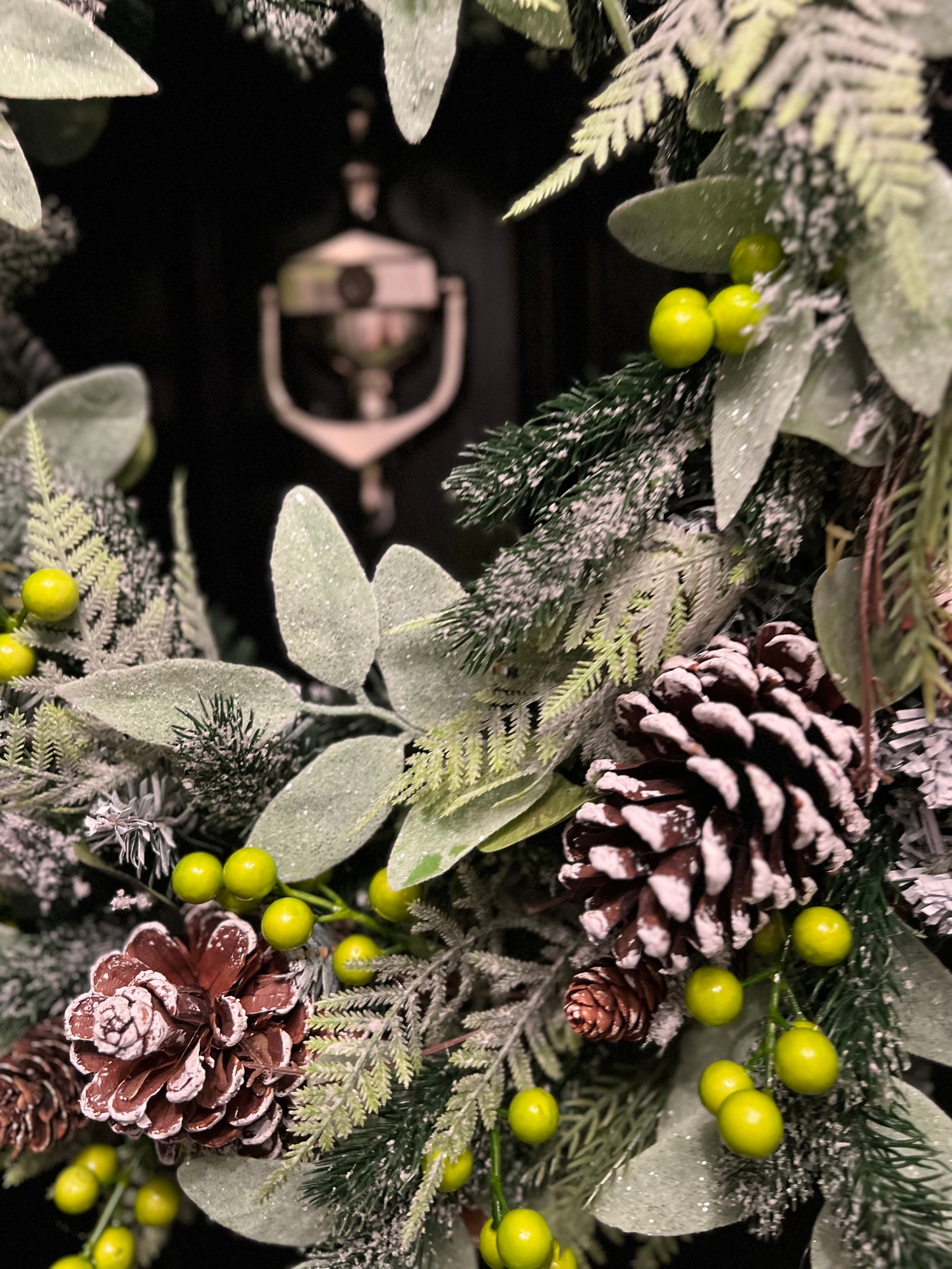 65cm DELUXE FOLIAGE GREEN BERRY WREATH - IMMEDIATE DESPATCH