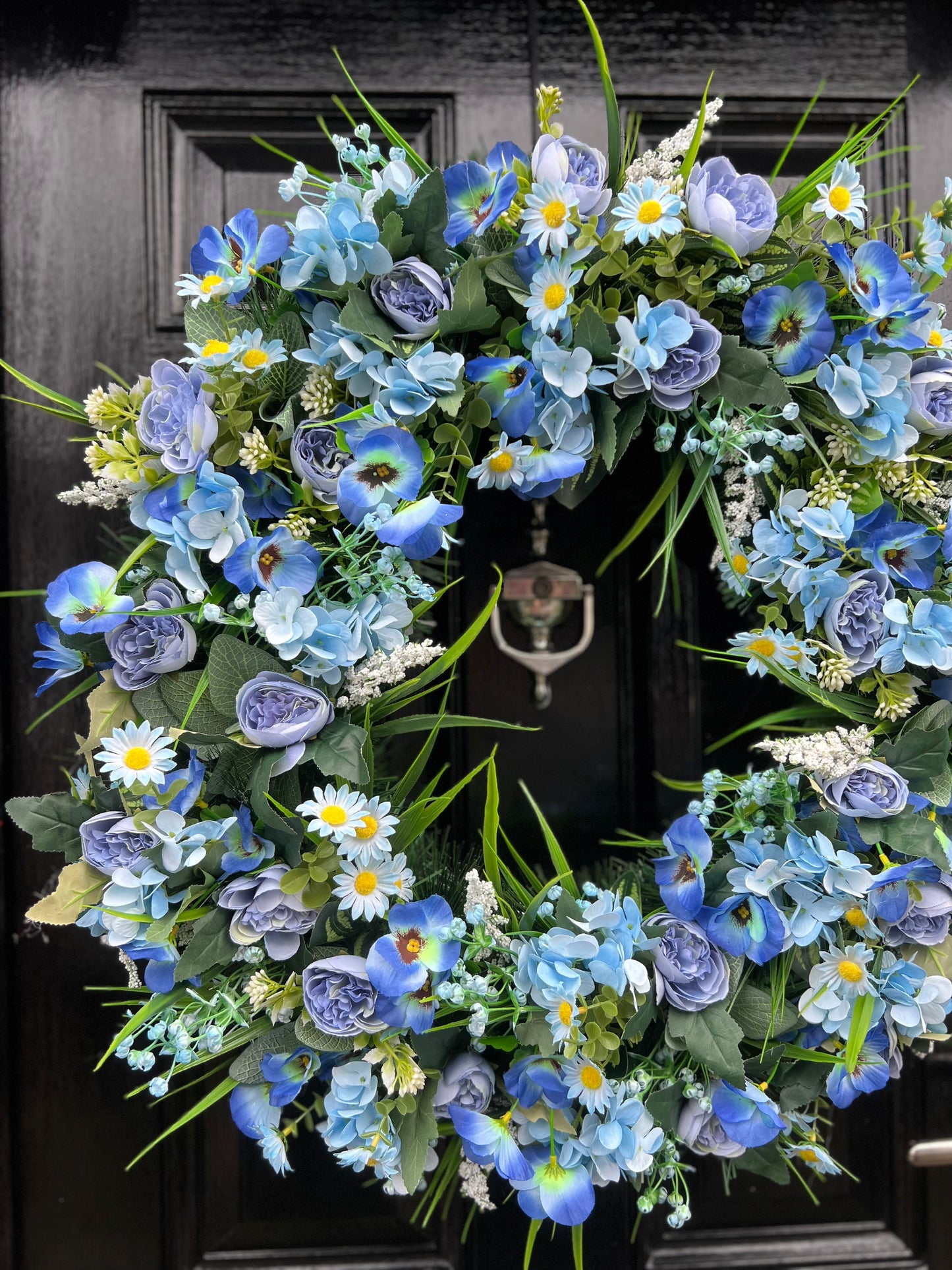 65cm BLUE SPRING MIX WREATH