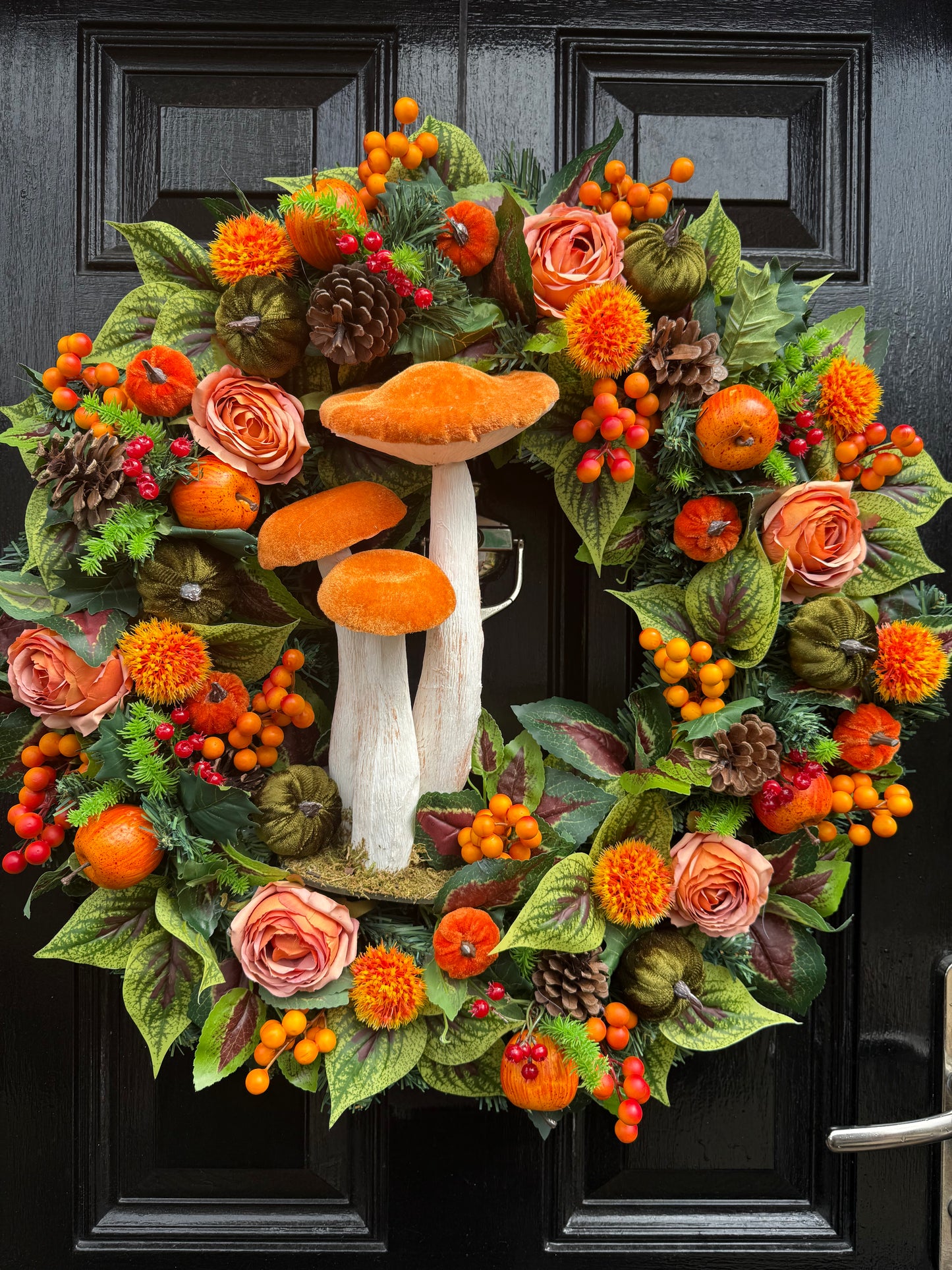 60cm DELUXE GIANT ORANGE TOADSTOOL  WOODLAND MIXED FOLIAGE AUTUMN WREATH