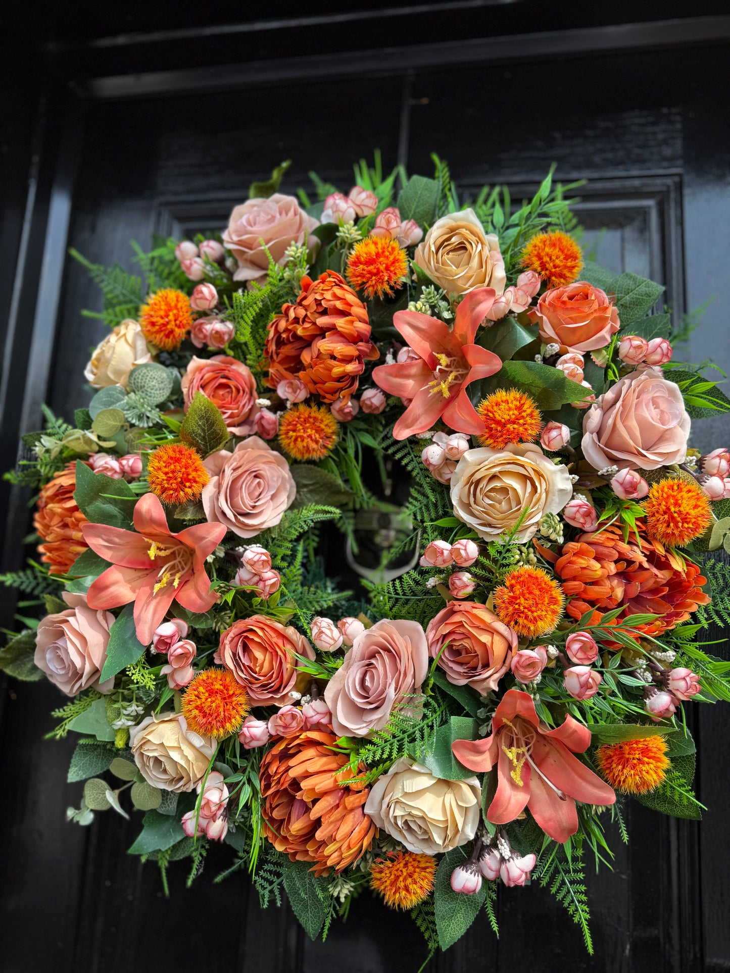 60cm DELUXE THICK FOLIAGE AND MIXED ORANGE / CHAMPAGNE WREATH