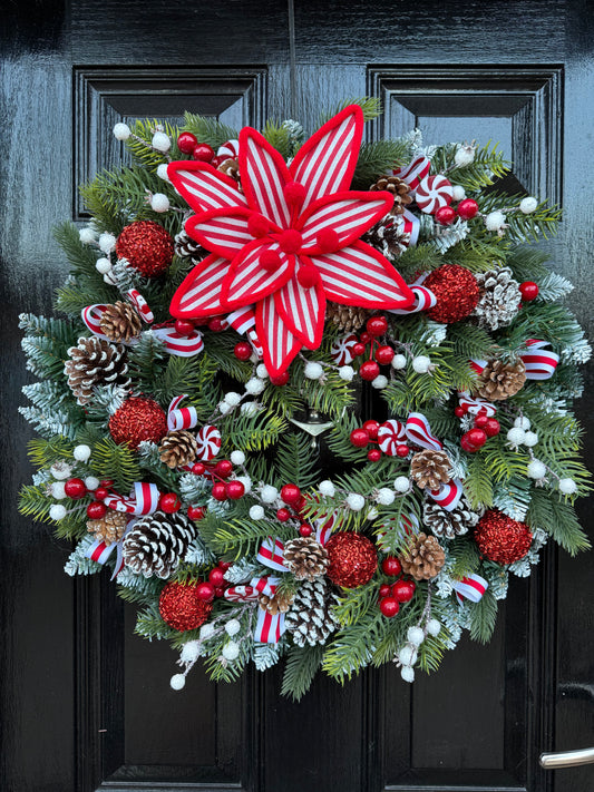 60cm DELUXE TRADITIONAL GREEN / RED POINSETTIA WREATH