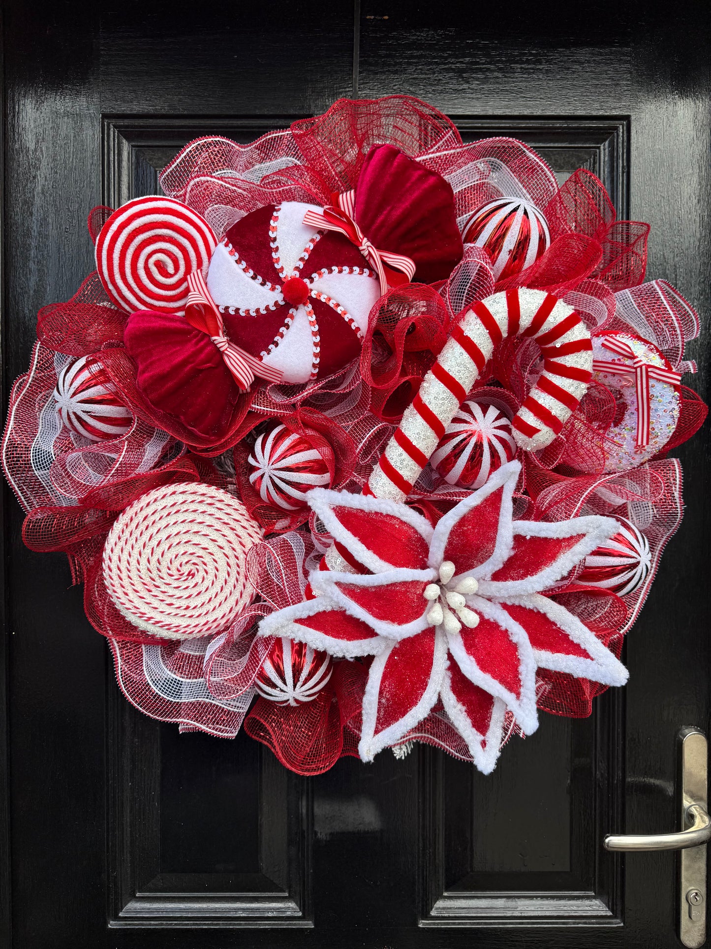 65cm DELUXE MIXED CANDY CANE WREATH - IMMEDIATE DESPATCH