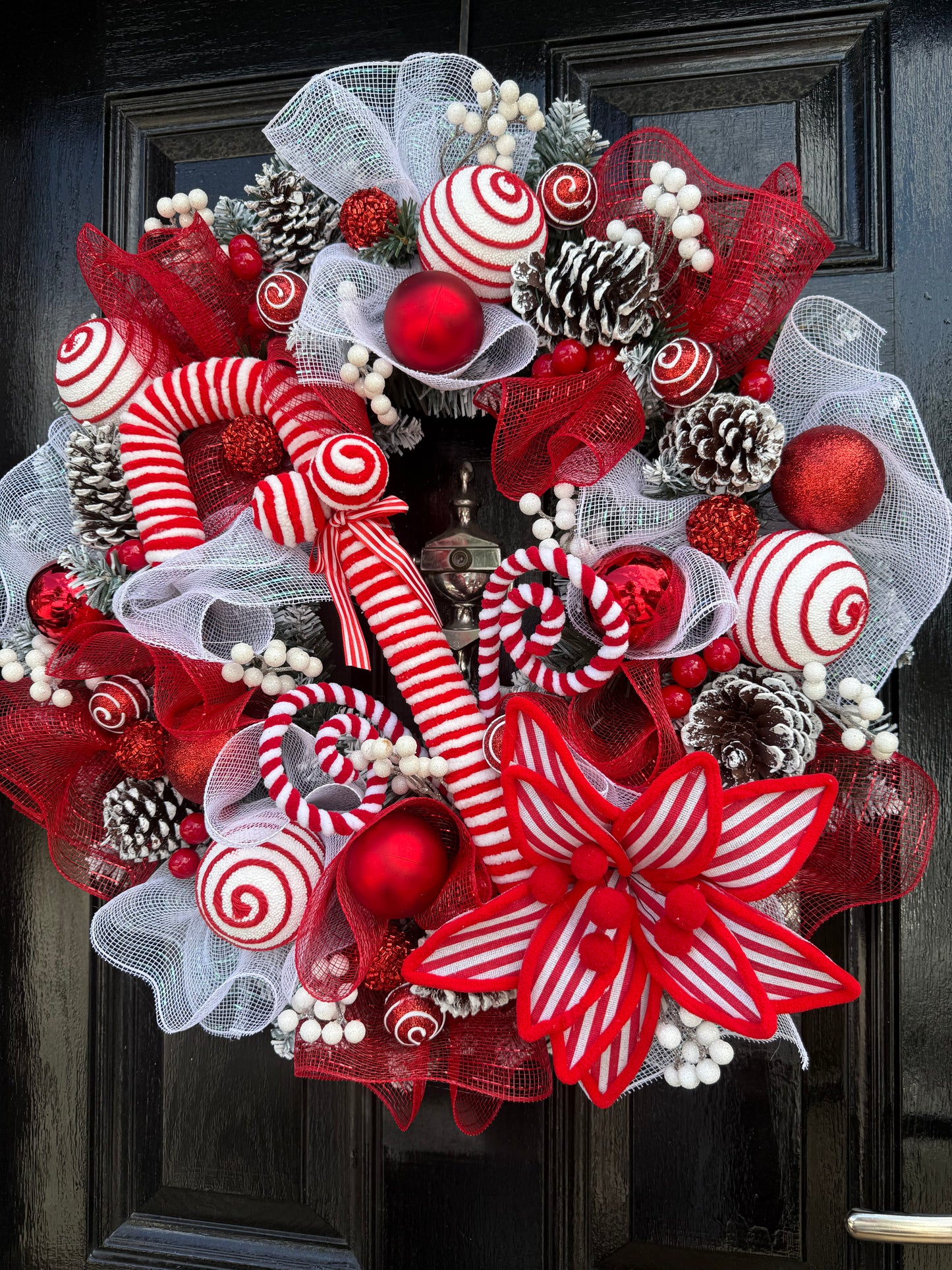 65cm FROSTED CANDY CANE MIXED WREATH - IMMEDIATE DESPATCH