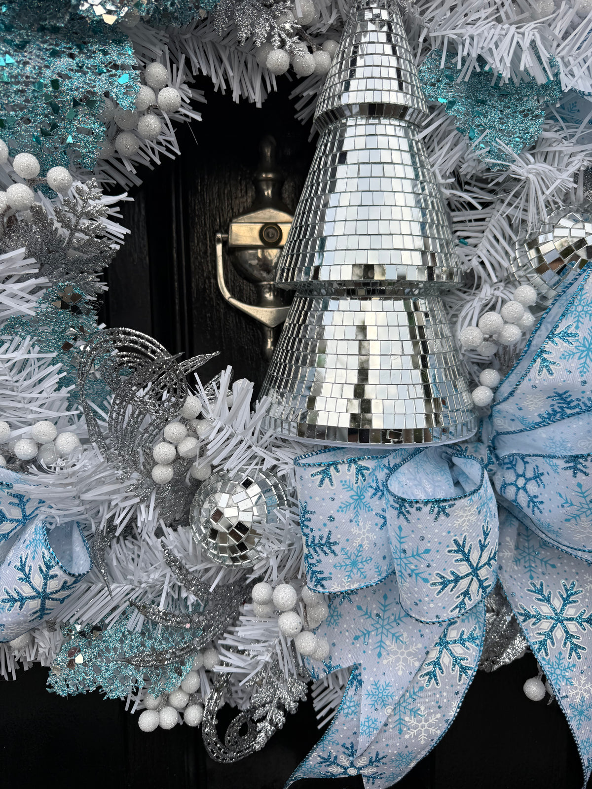 60cm FROZEN ICE MIRROR BALL/TREE GLITTER DELUXE WREATH