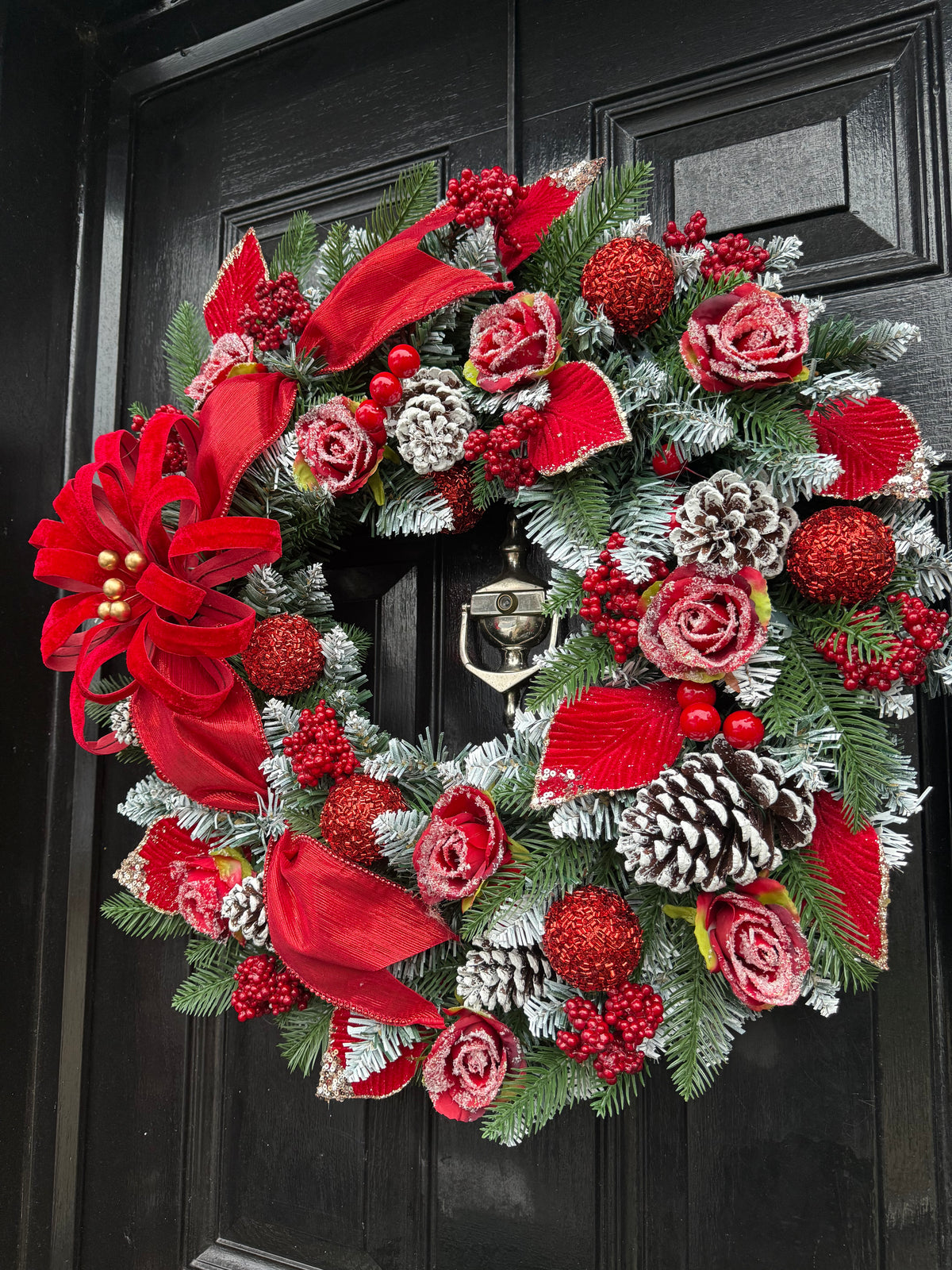 60cm DELUXE FOLIAGE RED TRADITIONAL FLOWER BURST  WREATH - IMMEDIATE DESPATCH