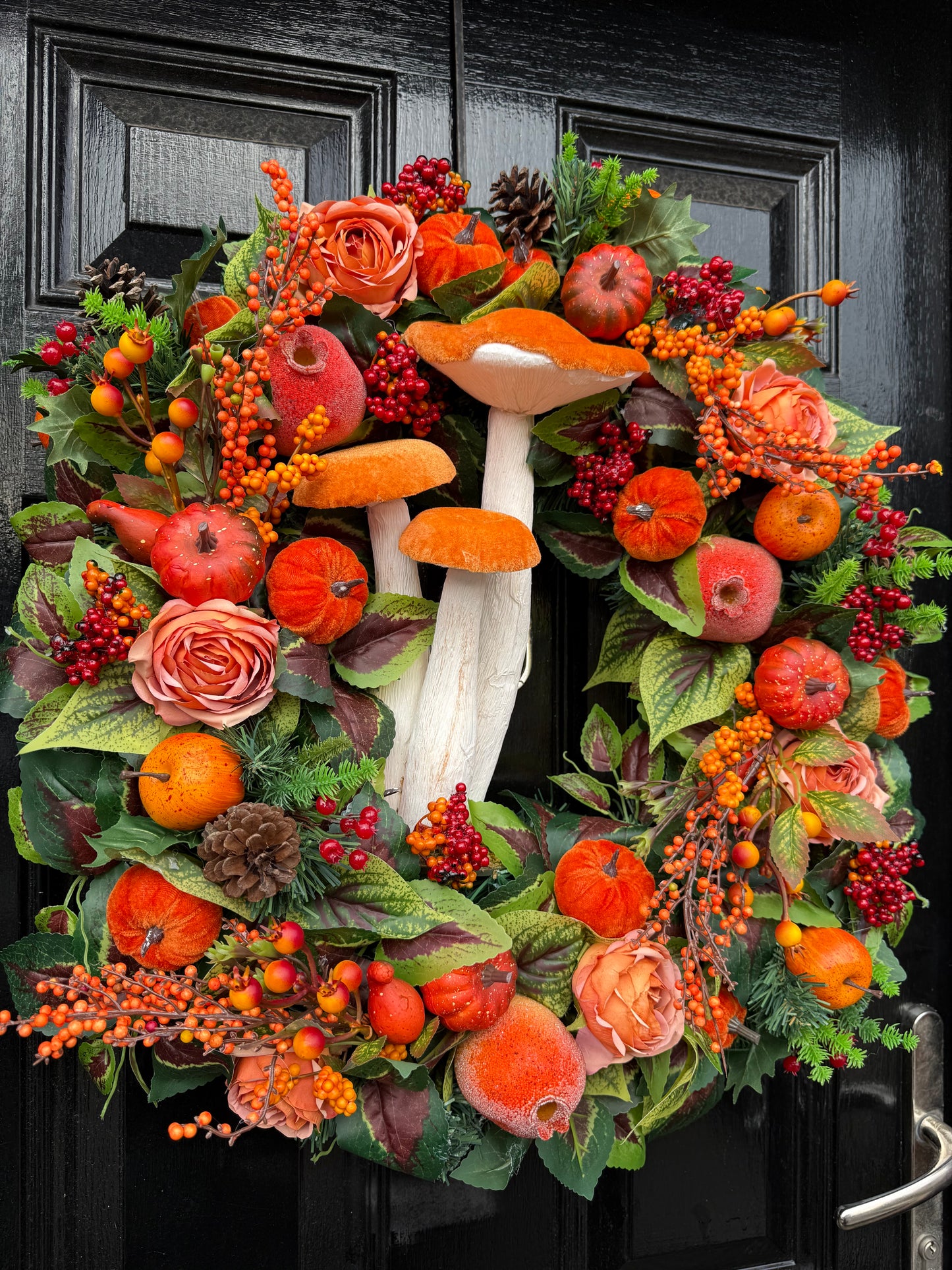 60cm DELUXE GIANT ORANGE TOADSTOOL  WOODLAND MIXED FOLIAGE AUTUMN WREATH