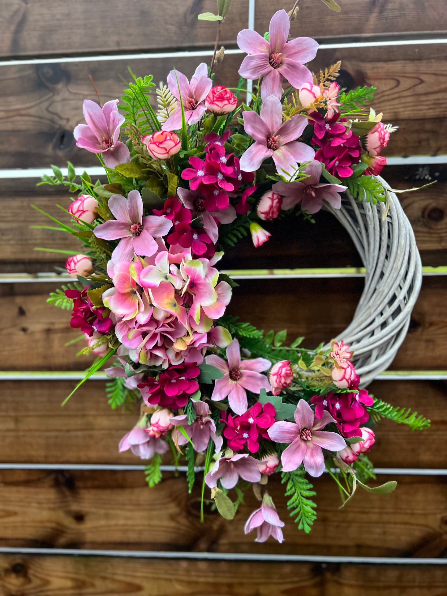 PINKS/FOLIAGE SPRING GREY WICKER WREATH