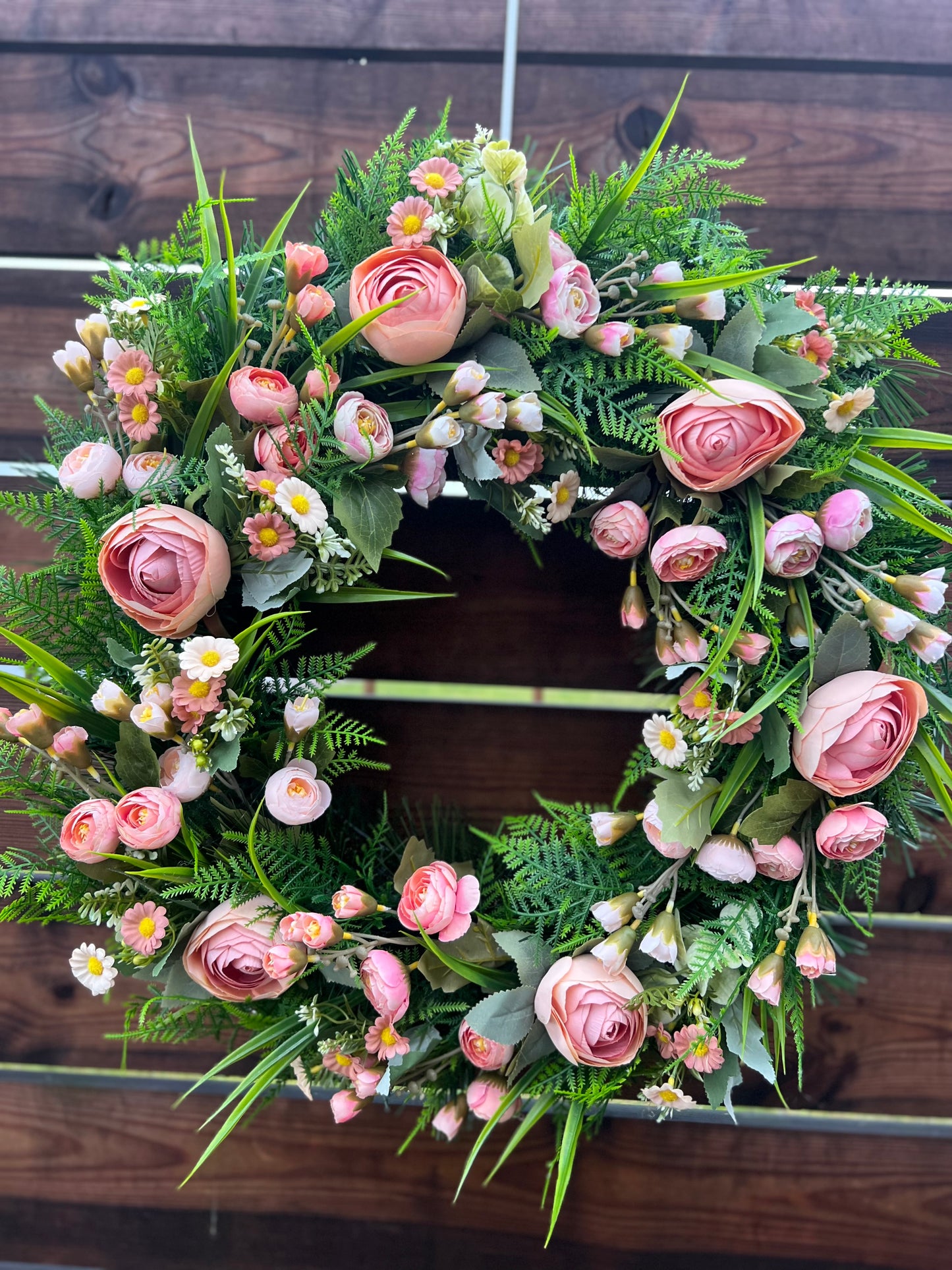 60cm BLUSH FOLIAGE DELUXE MIX WREATH